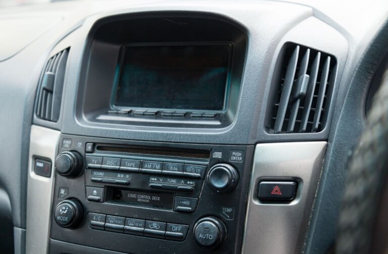 Toyota Camry Amplifier